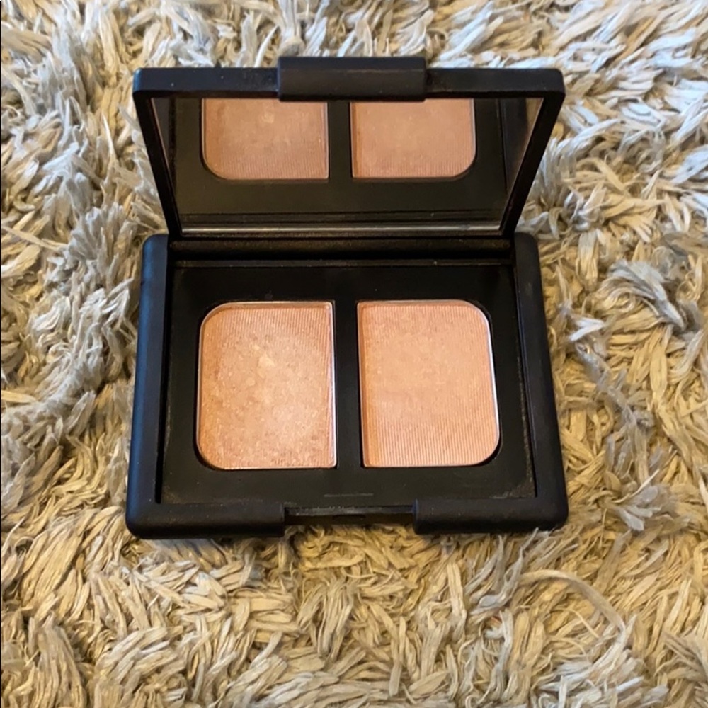 All About Eve Eyeshadow Duo